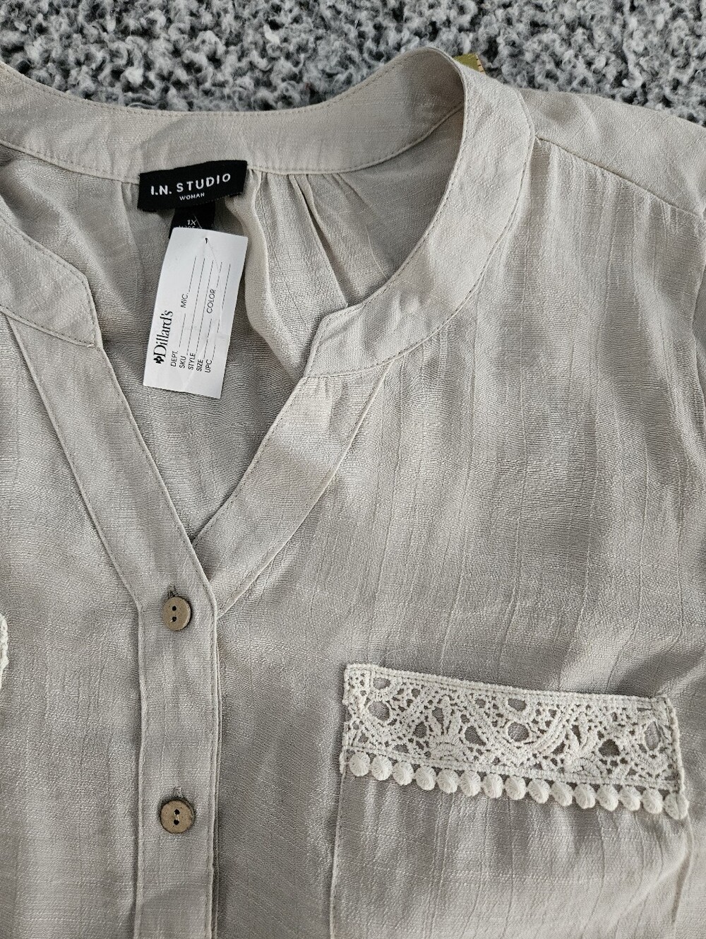 I.N. Studio Taupe Blouse 1X Roll Tab Sleeve Button Front Lace Woman Plus Top - Picture 4 of 14